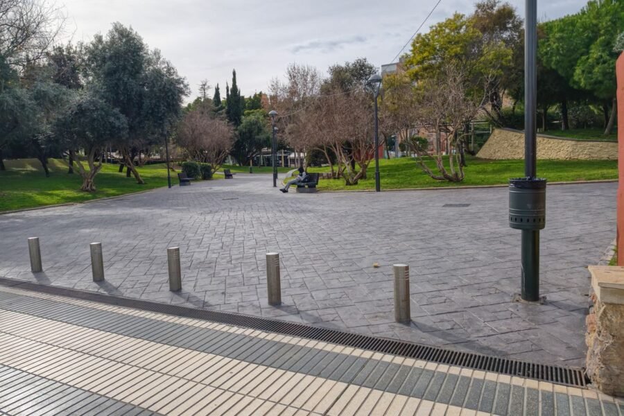 Remodelado el acceso al Parque de Los Juncos por Wssell de Guimbarda