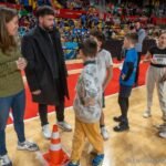 Escolares de Cartagena juegan al atletismo en el Palacio de Deportes