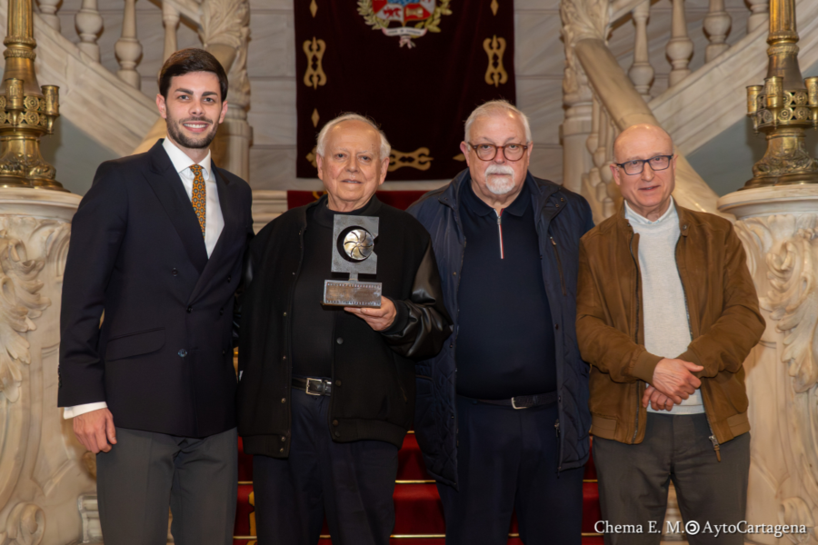 Cartagena reconoce la trayectoria de Josep Maria Ribas Prous en su primera bienal de fotografía 2 Cartagena reconoce la trayectoria de Josep Maria Ribas Prous en su primera bienal FotoFest