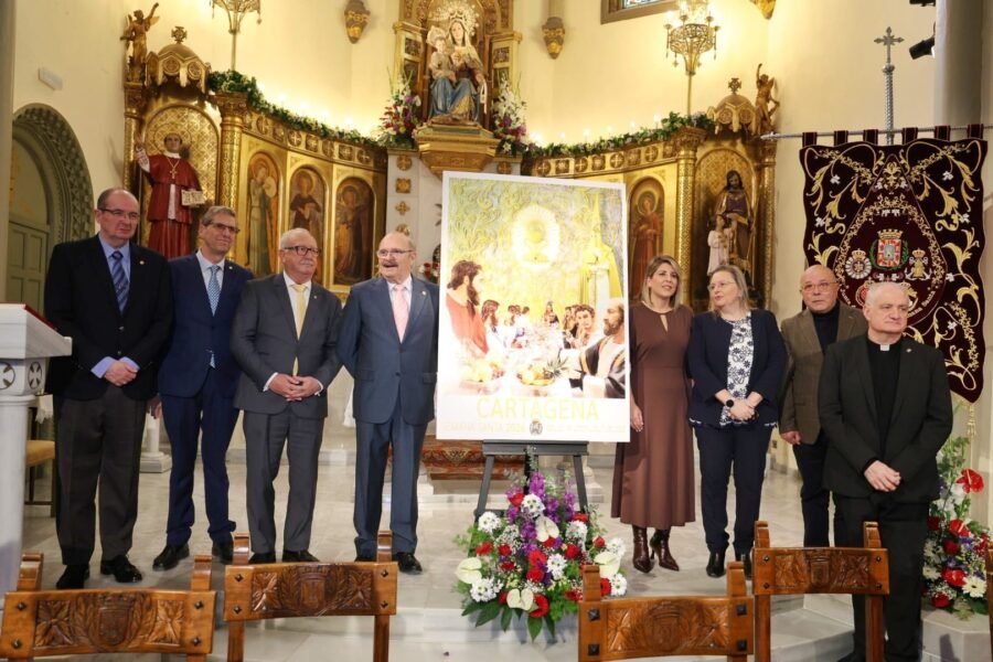 El 'Cenáculo Californio', de Julián Contreras, anuncia la Semana Grande de Cartagena en un acto que marca el inicio de la programación de Cuaresma 2 Cartel de la Semana Santa 2026