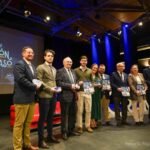 La Semana Santa de Cartagena ya cuenta con su propia colección de cromos para fomentar la tradición entre los más jóvenes