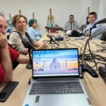 Talleres de radio y actividad física en Cartagena para ayudar a personas con problemas de salud mental