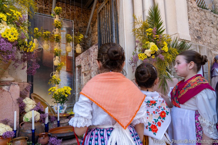 Abre el plazo para solicitar barras de Cruces de Mayo 2026 en el Casco Urbano, barrios y diputaciones