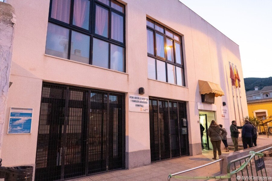 El pleno de la Junta Municipal de Alumbres aprueba mociones sobre el local social y el complejo deportivo