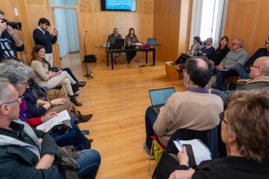 La Mesa de la Movilidad aborda la reforma de la Estación de Autobuses como clave para la accesibilidad e intermodalidad del transporte de pasajeros
