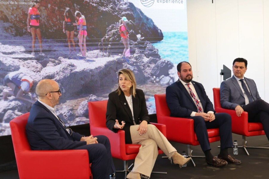 Frente común de los alcaldes del litoral para gestionar las competencias de Costas y potenciar el turismo de calidad