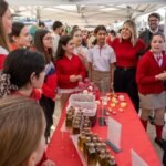 Cartagena celebra por primera vez la «gran fiesta de la enseñanza y la economía social»