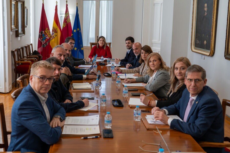 Aprobados más de 1,2 millones de euros para políticas sociales entre las que están ayudas a la maternidad para 2026