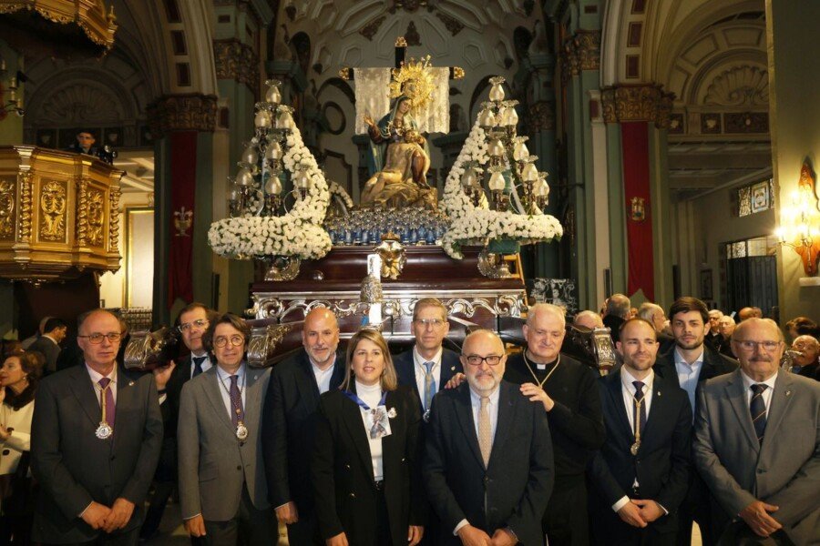 Cartagena renueva su devoción ante la Virgen de la Piedad en un multitudinario Ángelus