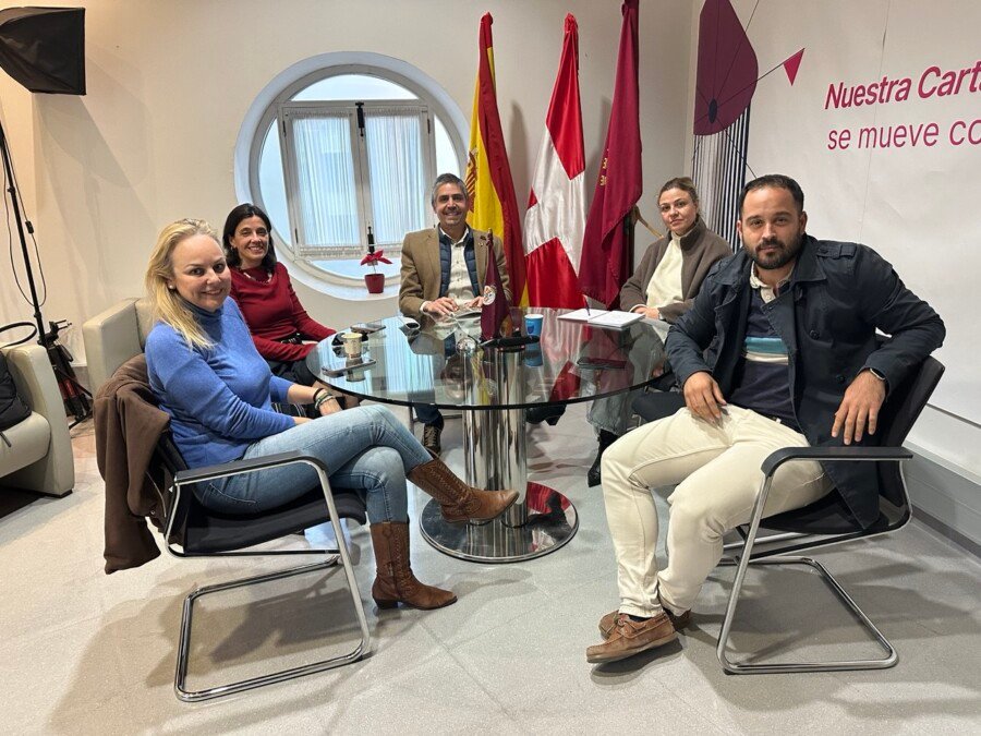 5902393875395972268 1