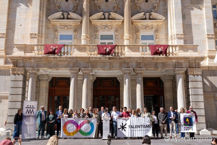 Cartagena refuerza su compromiso con las personas con autismo con ayudas económicas y acciones para facilitarles ocio inclusivo