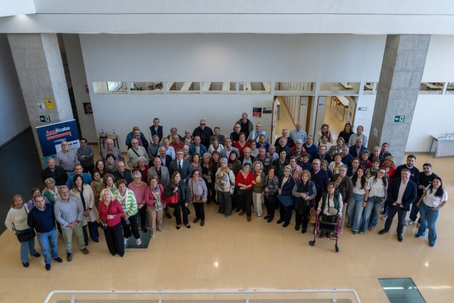 Applícate forma a más de un centenar de mayores de Cartagena en competencias digitales 2 Appl?cate forma a m?s de un centenar de mayores de Cartagena en competencias digitales