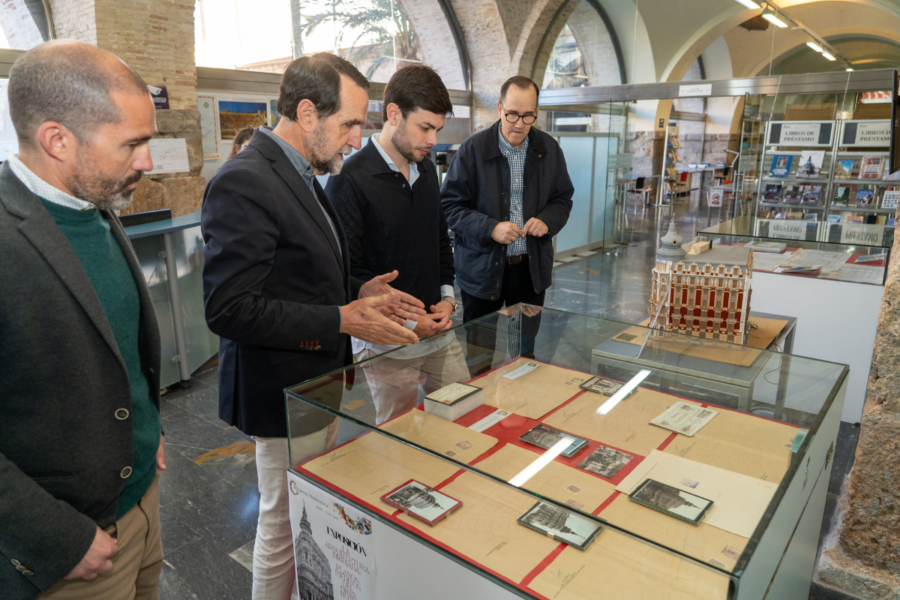 Una exposición del Archivo Municipal revela que el Gran Hotel fue diseñado por Víctor Beltrí