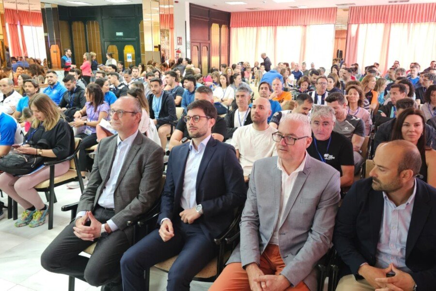 La Manga sirve de foro para desarrollar escuelas activas con la implicación de 250 docentes