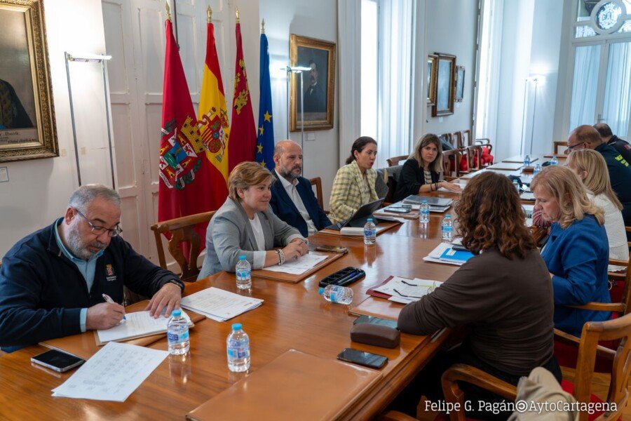 Cartagena reforzará el dispositivo de seguridad y limpieza de cara a las Cruces de Mayo
