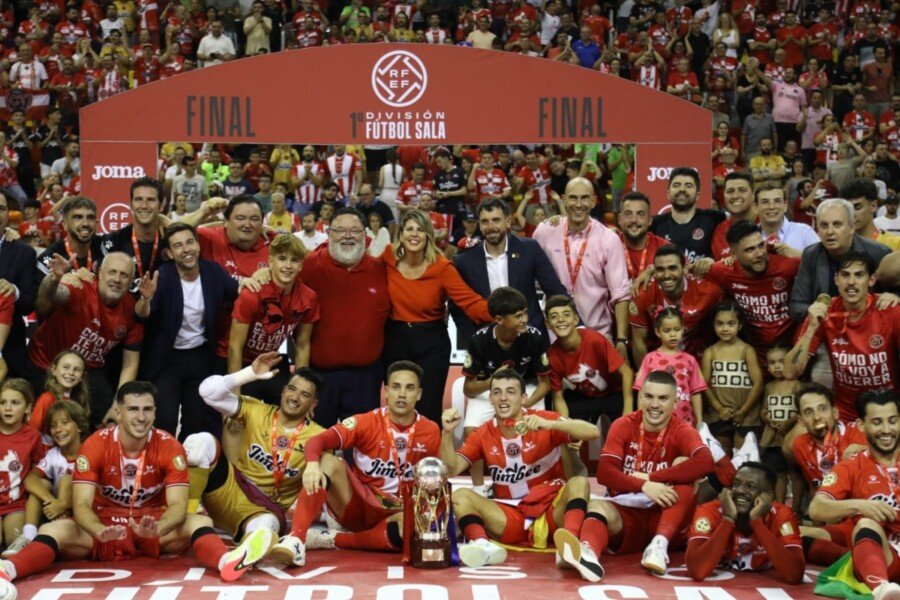 Jimbee Cartagena inicia hoy el play off por el título de liga con apoyo del colegio Concepción Arenal