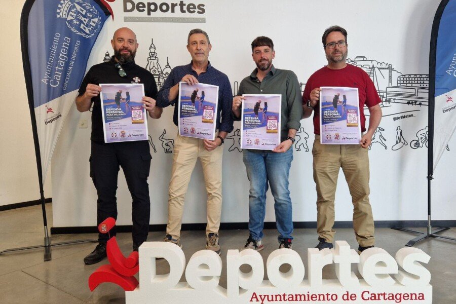 Cartagena impulsa el empoderamiento femenino con un taller gratuito de defensa para la mujer