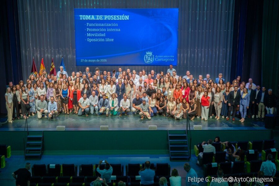 El Ayuntamiento refuerza su plantilla con 146 nuevos funcionarios al servicio del ciudadano El Ayuntamiento refuerza su plantilla con 146 nuevos funcionarios al servicio del ciudadano