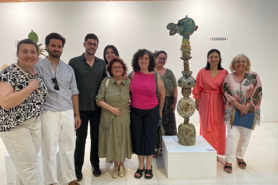 Más de 500 alumnos de la Universidad Popular muestran sus creaciones en una exposición en El Luzzy