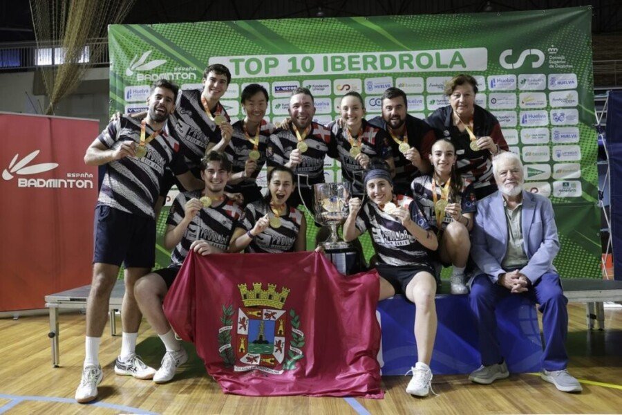 El Club Bádminton Puertas Padilla Cartagena, campeón de la División de Honor El Club Bádminton Puertas Padilla Cartagena, campeón de la División de Honor