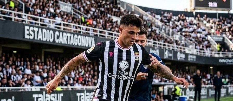 Iban Ribeiro ansía llegar a la LFP con el Efesé
